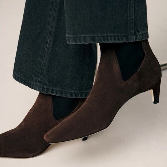 Reformation Roberta Brown Suede Ankle Boots Kitten Heel Size 6 Chelsea Style - Picture 3 of 12